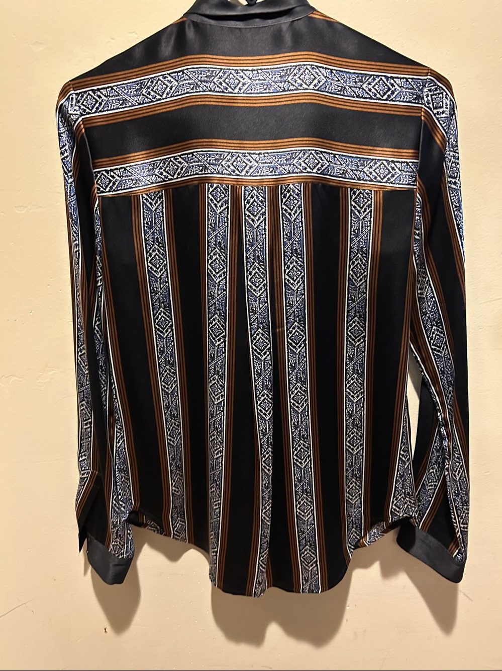 Veronica Beard silk stunning button down shirt - Picture 5 of 6